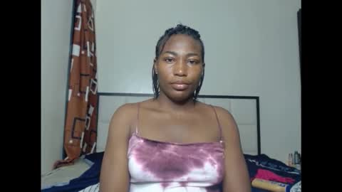 cherrywetpussy online show from February 7, 12:36 am