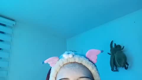 Snapshot of cherrywitchy chatting on January 21, 5:27 am Cherry online show from January 21, 5:27 am