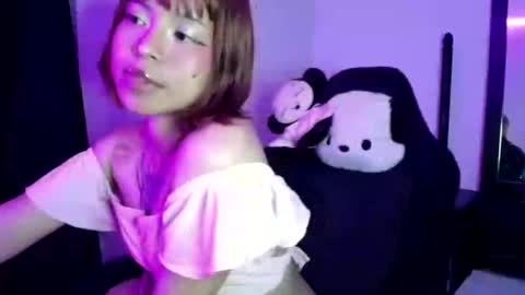 Snapshot of cherrywitchy chatting on February 23, 7:11 am Cherry online show from February 23, 7:11 am