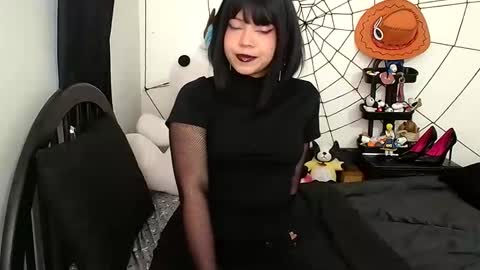 Snapshot of cherrywitchy chatting on November 20, 4:07 pm Cherry online show from November 20, 4:07 pm