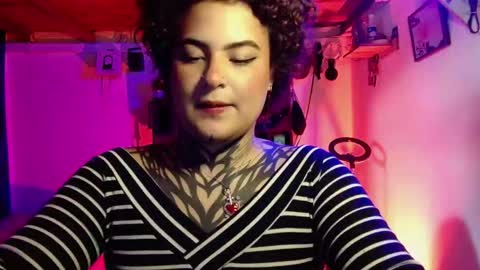 Snapshot of cherrywix chatting on September 16, 6:31 pm cherrywix online show from September 16, 6:31 pm