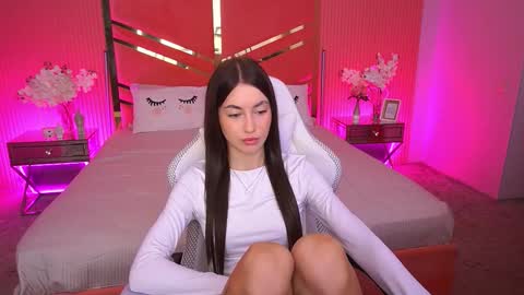 cherryylulu online show from November 20, 8:58 am