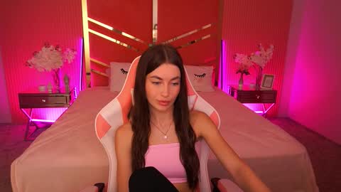 cherryylulu online show from November 28, 8:39 am