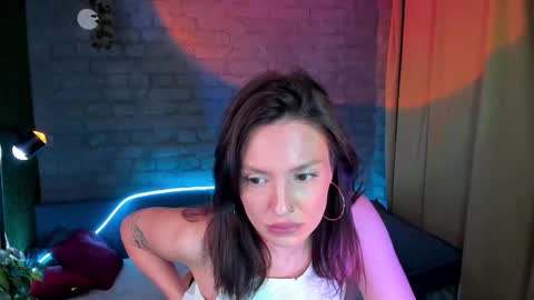 Cheryl online show from February 25, 8:24 am