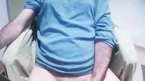 Snapshot of cheslongss chatting on December 21, 10:28 am Ches Long online show from December 21, 10:28 am