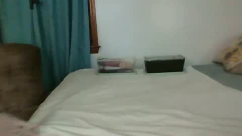 Snapshot of chevybear69 chatting on March 31, 12:23 am Jade and Thomas online show from March 31, 12:23 am