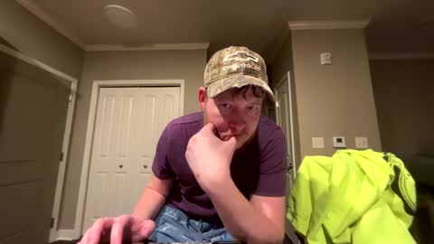 Snapshot of chevycamaro1978 chatting on February 11, 6:30 am chevycamaro1978 online show from February 11, 6:30 am