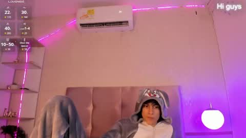 Cheys online show from April 23, 6:54 pm