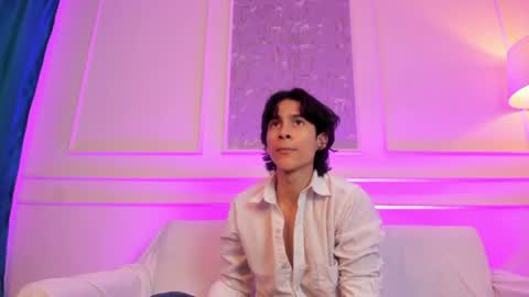Cheys online show from June 8, 7:47 pm