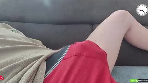 Snapshot of chezmonsieur_g chatting on August 2, 6:23 am Grey online show from August 2, 6:23 am