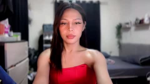 Chi online show from February 15, 4:25 pm