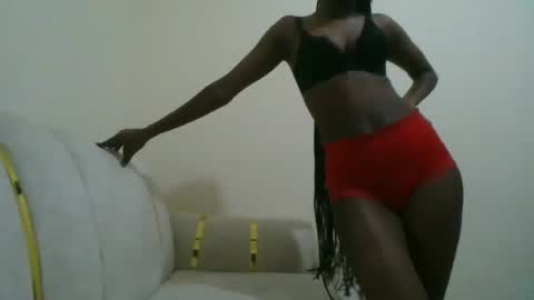 Snapshot of chickymuse chatting on July 17, 8:43 am Chickymuse online show from July 17, 8:43 am