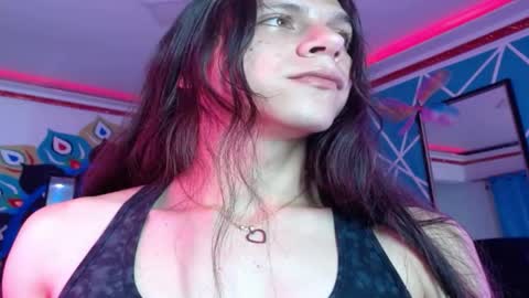 Snapshot of chico_explosivo chatting on May 25, 3:34 am chico_explosivo online show from May 25, 3:34 am