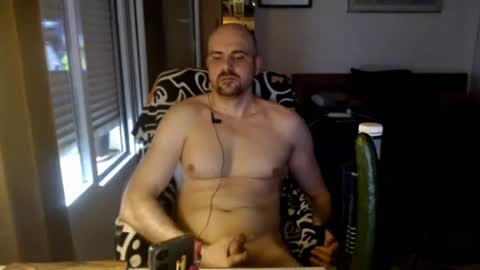 chicocam1983 online show from June 20, 4:32 pm