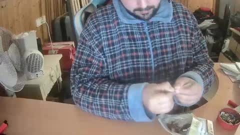 Snapshot of chicomallorca96 chatting on January 6, 3:19 pm chicomallorca96 online show from January 6, 3:19 pm