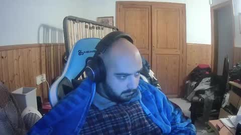 Snapshot of chicomallorca96 chatting on February 6, 10:37 am chicomallorca96 online show from February 6, 10:37 am