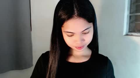 Snapshot of chictemptation_ chatting on February 7, 2:54 pm CRISTINE3. online show from February 7, 2:54 pm