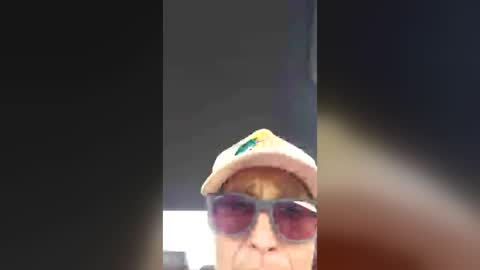Snapshot of chiefnutshanglo chatting on June 13, 8:18 pm chiefnutshanglo online show from June 13, 8:18 pm