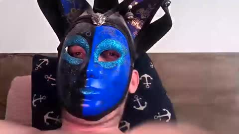 Snapshot of chikano33 chatting on November 10, 2:27 pm chikano33 online show from November 10, 2:27 pm