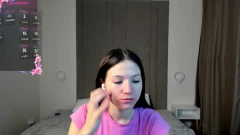 Cameron online show from November 18, 1:33 am