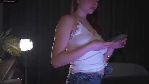 Snapshot of chillwithstacy chatting on April 28, 9:31 pm chillwithstacy online show from April 28, 9:31 pm