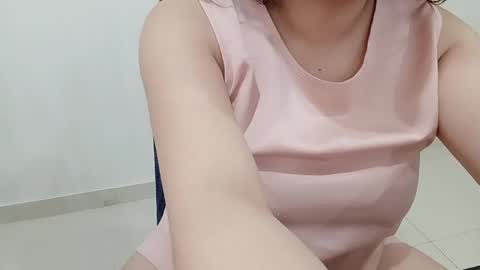 Jani online show from May 28, 1:25 am