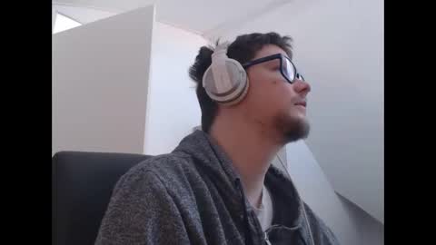 chillzonecam online show from September 14, 10:03 am