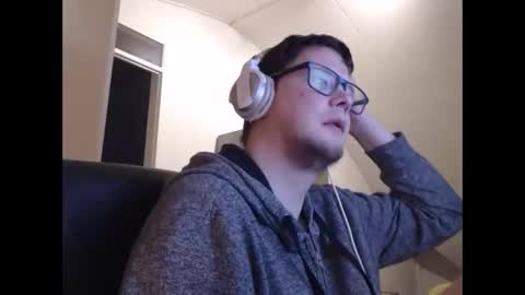 chillzonecam online show from October 13, 5:02 pm