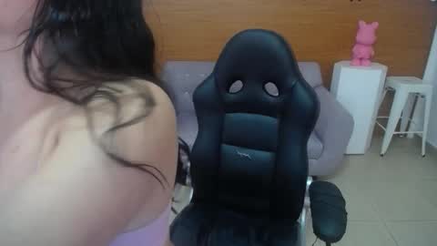 Kelly online show from November 16, 1:17 pm