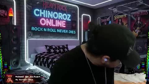 Enrique online show from November 17, 8:25 pm