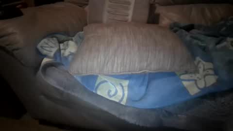 chippy70 online show from April 15, 5:58 am