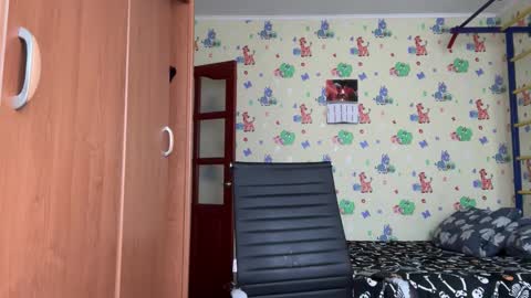 chiraq1945 online show from February 25, 8:24 am