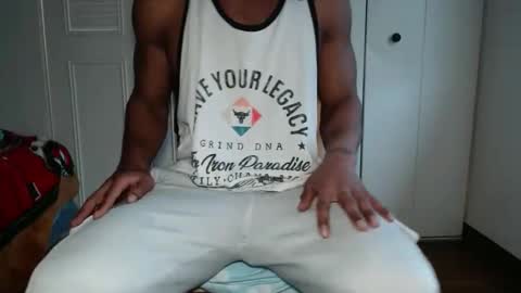 Snapshot of chitownsgod chatting on March 3, 4:24 pm Antonio Brown online show from March 3, 4:24 pm