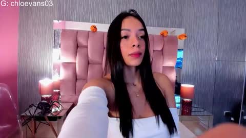 Chloe online show from October 25, 11:40 am