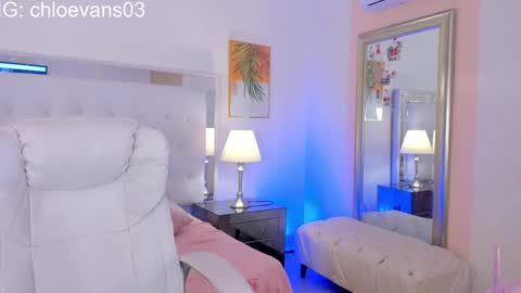 Chloe online show from January 6, 11:36 am