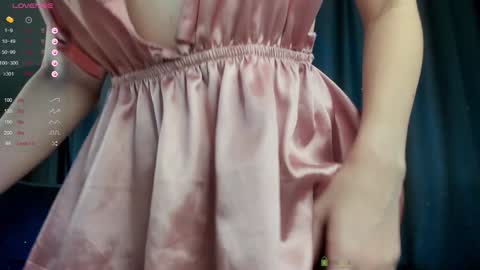 Chloe online show from December 8, 7:37 am