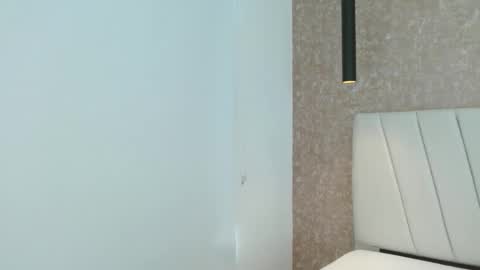 Snapshot of chloe_brownn1 chatting on December 29, 5:44 pm Abby 19 years online show from December 29, 5:44 pm