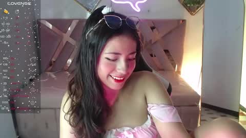 Hi Stream 1500 to 2100 online show from October 3, 8:06 pm