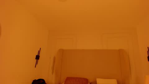 Chloe online show from December 17, 12:11 pm