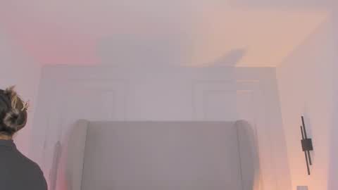 Chloe online show from December 22, 12:02 pm