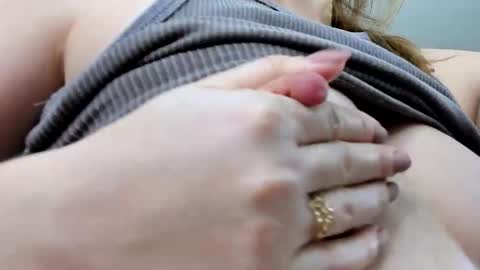 Snapshot of chloe_jeense chatting on March 16, 1:15 pm Chloe online show from March 16, 1:15 pm