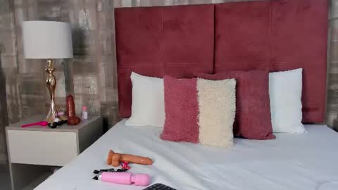 Snapshot of chloe_key chatting on July 15, 11:59 am chloe_key online show from July 15, 11:59 am