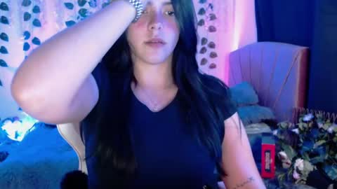  CHLOE online show from March 2, 11:44 pm