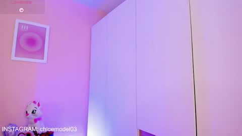 Chloe  online show from April 13, 6:52 am