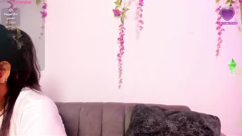chloe_peach_ online show from July 3, 12:22 pm