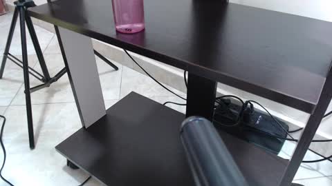 Snapshot of chloe_prg chatting on January 4, 3:28 pm chloe_prg online show from January 4, 3:28 pm