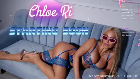Snapshot of chloe_ri chatting on October 25, 9:28 am . ALL my LINKS online show from October 25, 9:28 am