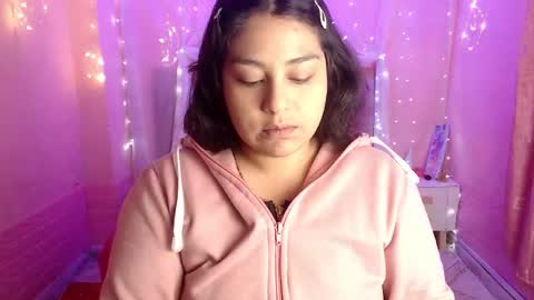 chloe_smith5 online show from September 15, 1:11 pm