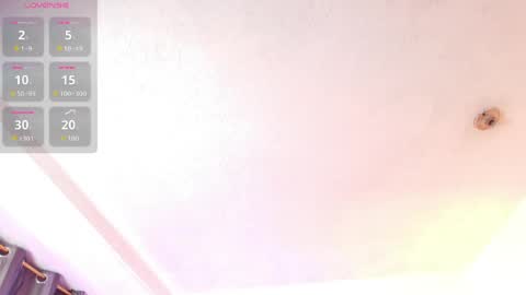 chloe_stark_ online show from June 9, 3:40 am