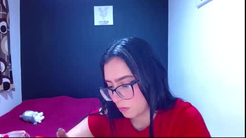 Chloe online show from September 26, 6:56 pm